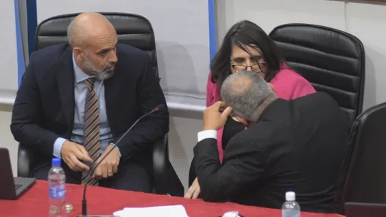 Rechazaron sacar un juez y hubo un picante debate