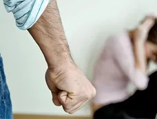 El Programa Acompañar es una ayuda económica clave para víctimas de violencia de género y volverá a pagarse en mayo. El Programa Acompañar es una ayuda económica clave para víctimas de violencia de género y volverá a pagarse en mayo.