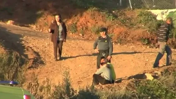 Un nene de 2 años cayó a un pozo: equipos de rescate trabajan arduamente para sacarlo