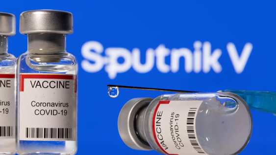 sputnik v: un fallo judicial atribuyo la muerte de una joven a un posible efecto adverso de la vacuna