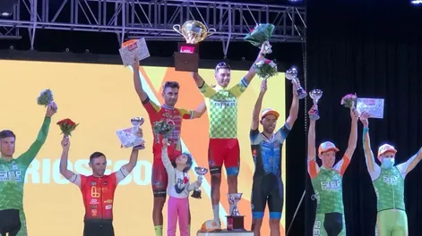 Nicolás Tivani ganó con autoridad la Vuelta de Cutral Co y ratificó su buen presente