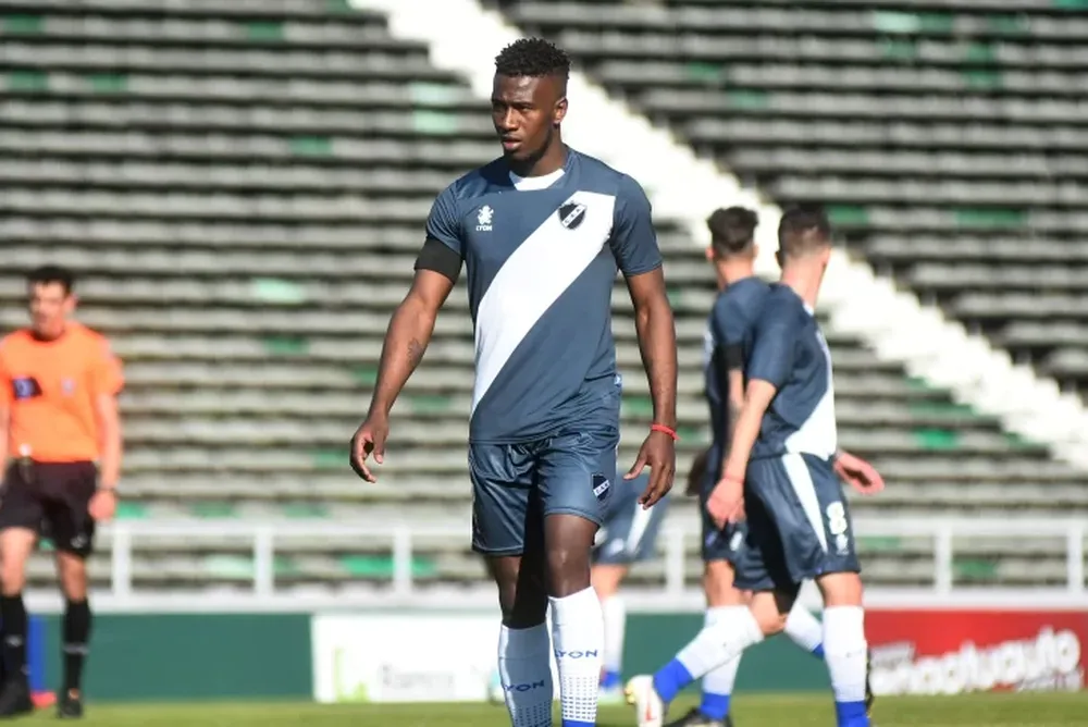 El colombiano Zules Caicedo, refuerzo de San Martín: no jugó ni un minuto en su anterior equipo