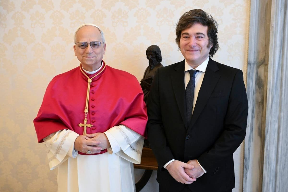 Papa León XIV y Javier Milei.