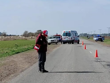 el gesto solidario que termino en tragedia: se bajo para ayudar y murio embestido por un camion el gesto solidario que termino en tragedia: se bajo para ayudar y murio embestido por un camion