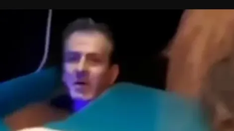 Escándalo: apartaron a un sacerdote que fue filmado en un “comportamiento inapropiado” con un camionero