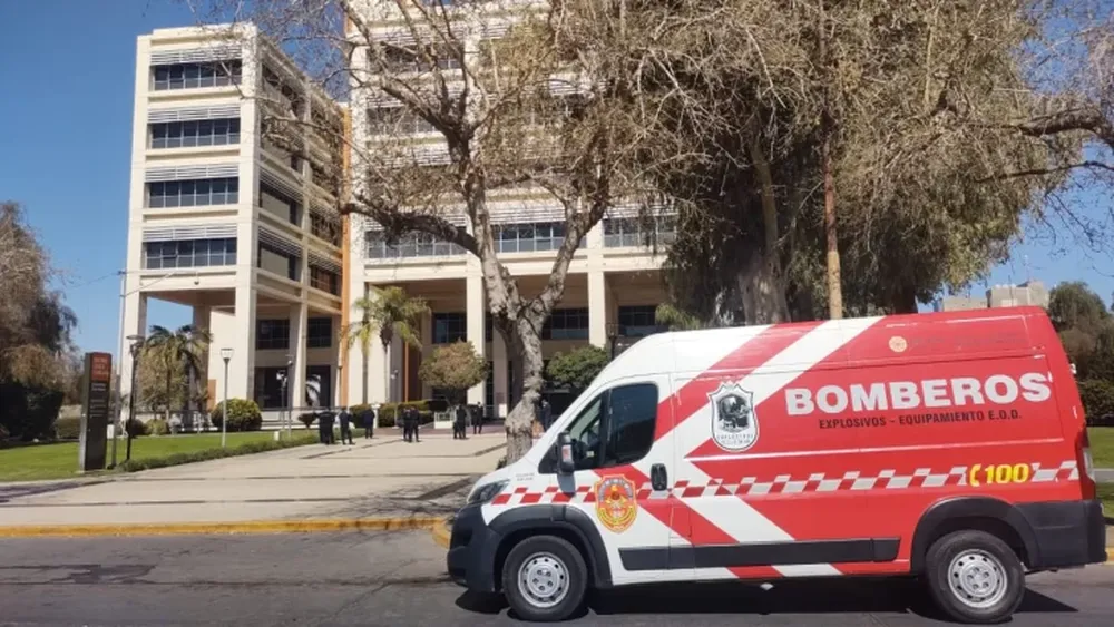 Amenaza de bomba en el Centro Cívico: confirmaron que el autor del llamado fue un niño