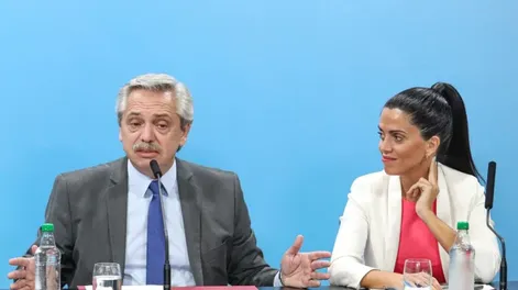 Alberto Fernández y Luana Volnovich se reunirán hoy tras el escándalo por el viaje a México