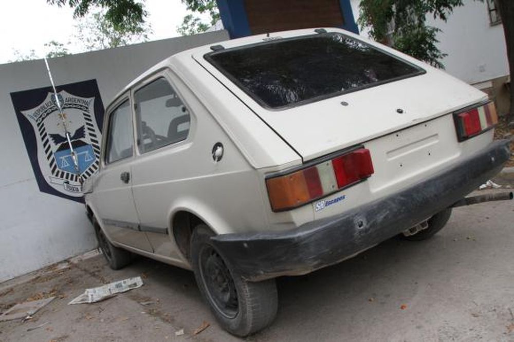 Hallan el auto robado a policía