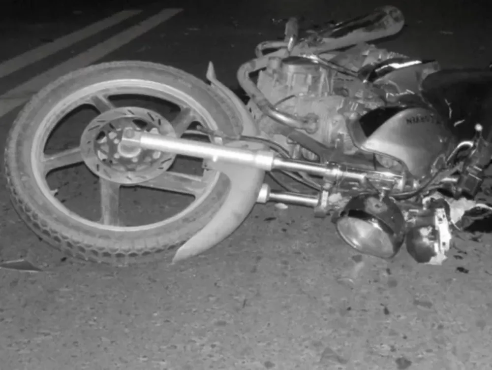 Manejaba su moto, cayó y sufrió golpes y cortes: ¿estaba ebrio?
