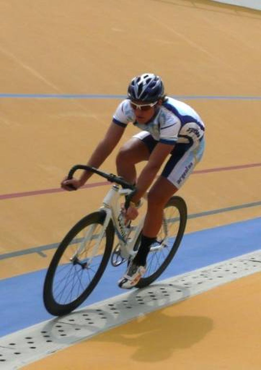 Fernández comienza su experiencia en Italia