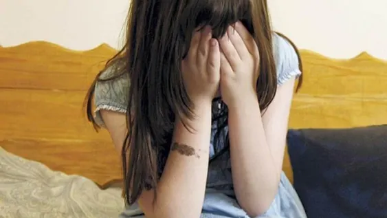 Abusó sexualmente de una nena de 7 años y fue condenado casi una década después