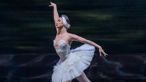 Camila Bocca protagonizará la versión completa de El lago de los cisnes, en noviembre, en el Teatro del Bicentenario.&nbsp;