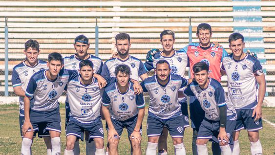 La Selección sanjuanina volvió de Albardón celebrando que había clasificado, pero con el paso de las horas todo cambió. Fotos: gentileza Charly Domínguez.