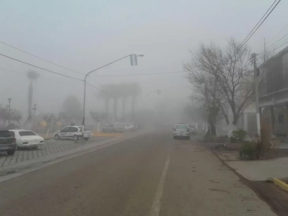 Por la neblina, la visibilidad se redujo a la mitad en la provincia