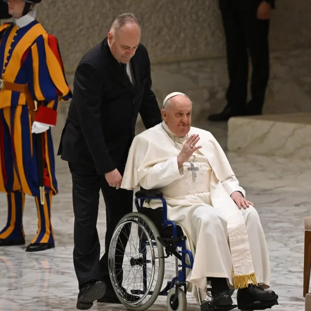 Francisco sigue resfriado pero mantiene su agenda en el Vaticano