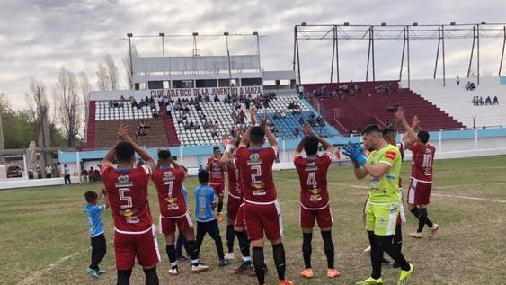 Alianza perdió el invicto y Colón lo alcanzó en la punta del campeonato