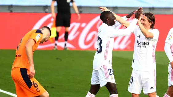 El Real no le pierde pisada