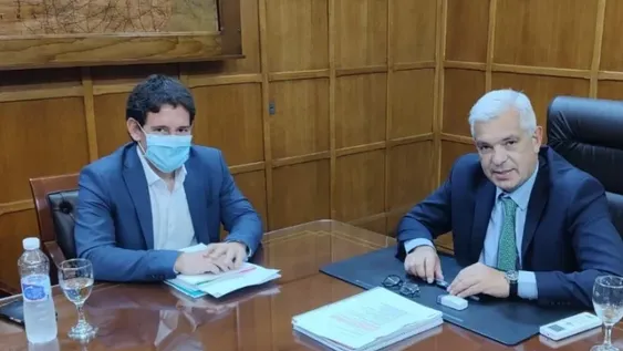 El ministro de Agricultura nacional prometió brindar asistencia para la Mesa del Agua