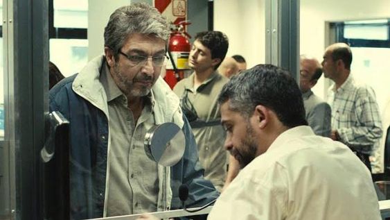 Bombita, ¿sos vos?: Le llevaron la camioneta por una infracción y la sacó destrozando el portón