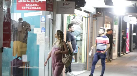 Diario de Cuyo | De ambos lados. En San Juan hay empresas que son fabricantes de indumentaria y también la venden a público, estos esperan poder reducir costos para llegar a competir con las importaciones con menos impuestos.