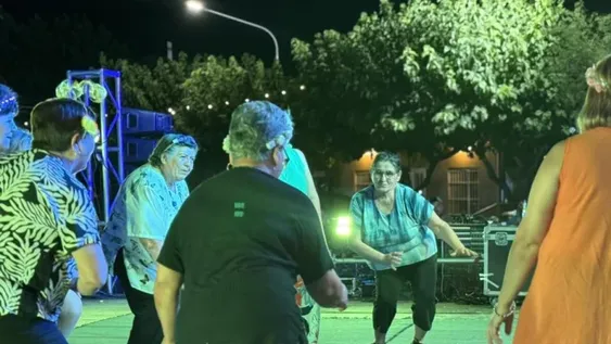 En los muros del predio municipal se están realizando murales para embellecer las instalaciones.