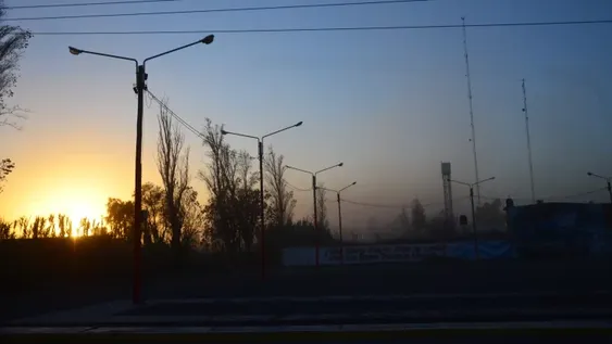 El impacto del viento Zonda, en fotos
