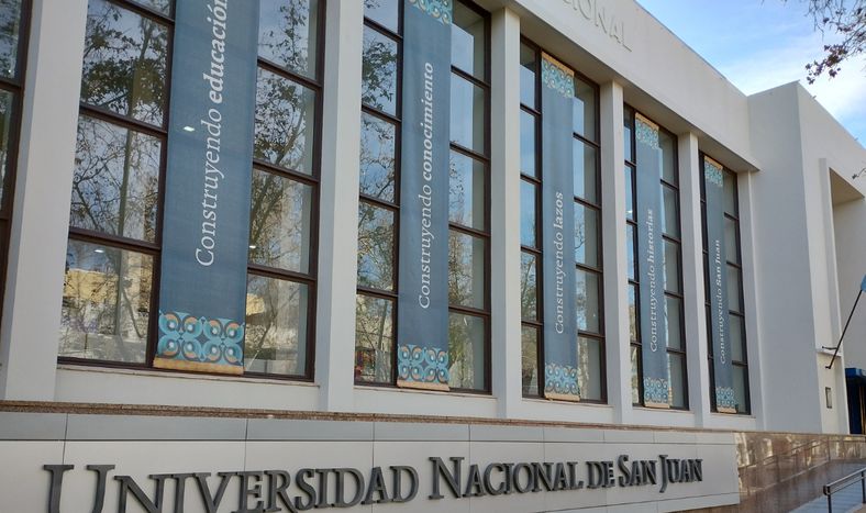 Debate estratégico en San Juan: la UNSJ abre la discusión sobre el impacto y el futuro de la minería del cobre