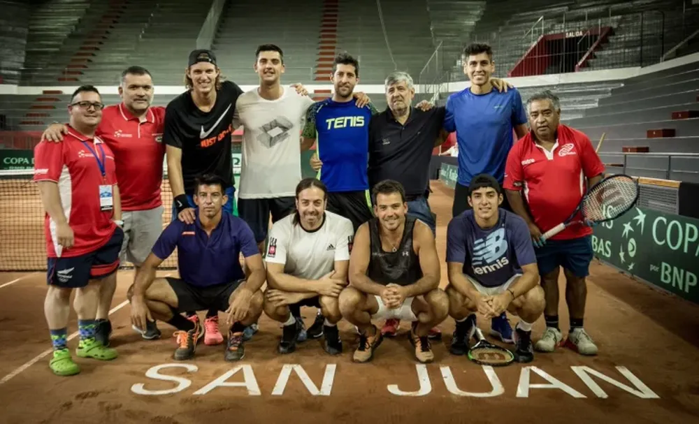 Chile ya tiene equipo confirmado para enfrentar a Argentina