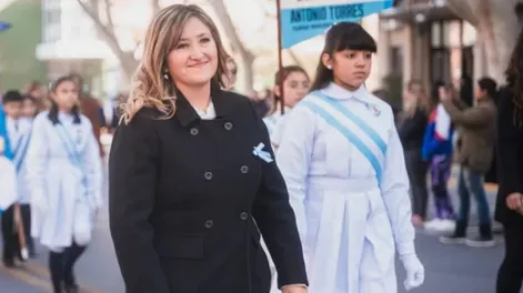 Diario de Cuyo | PASO OFICIAL. Como en el desfile por el Día de la Independencia de 2024 (foto), este año al ministra de Educación también desfilará junto a los alumnos.