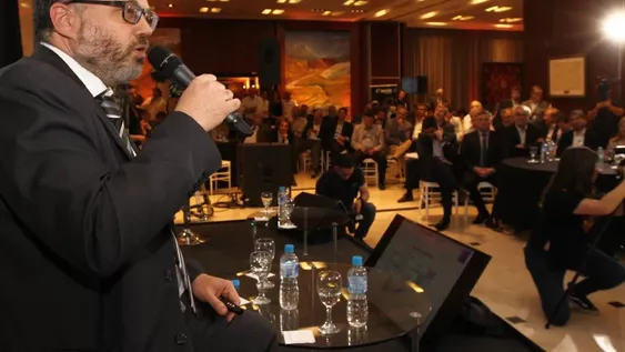 Alivio industrial por el anuncio de reducción de costos laborales