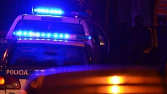 Hallaron a un hombre en plena calle, inconsciente y con un golpe en la cabeza