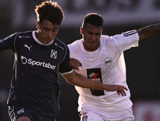 Golpe total: Riestra le ganó a Independiente y lo dejó contra las cuerdas en el Apertura Golpe total: Riestra le ganó a Independiente y lo dejó contra las cuerdas en el Apertura