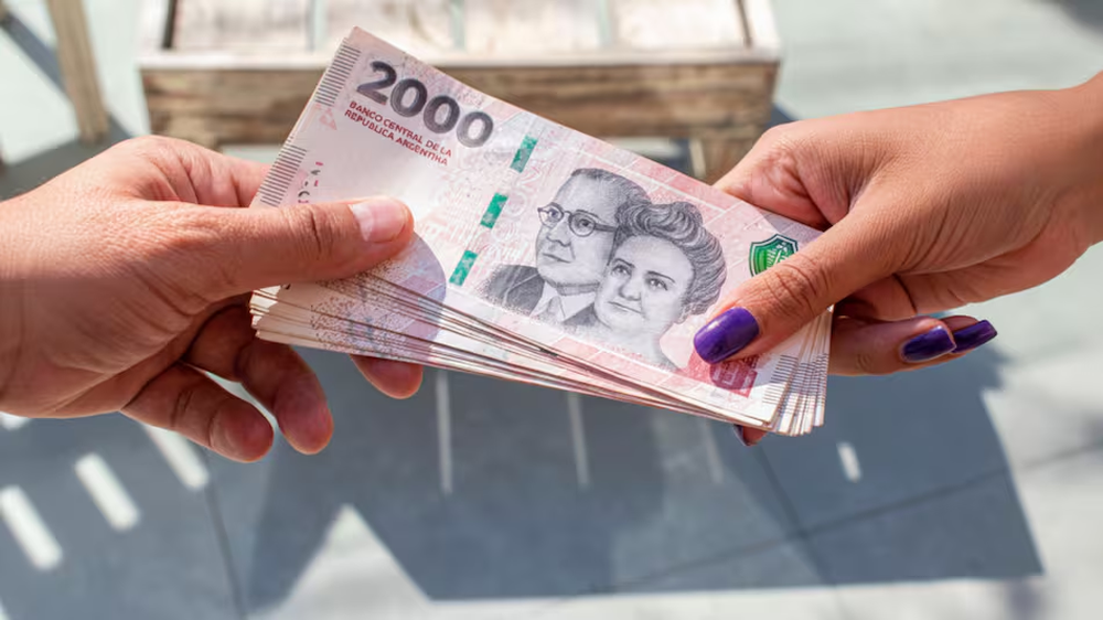 Pesos argentinos.