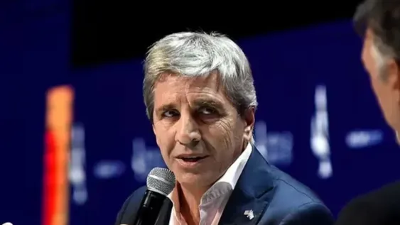 Luis Caputo, ministro de Economía.-