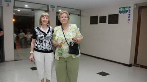 Risas y aplausos en “LOS 39 ESCALONES”