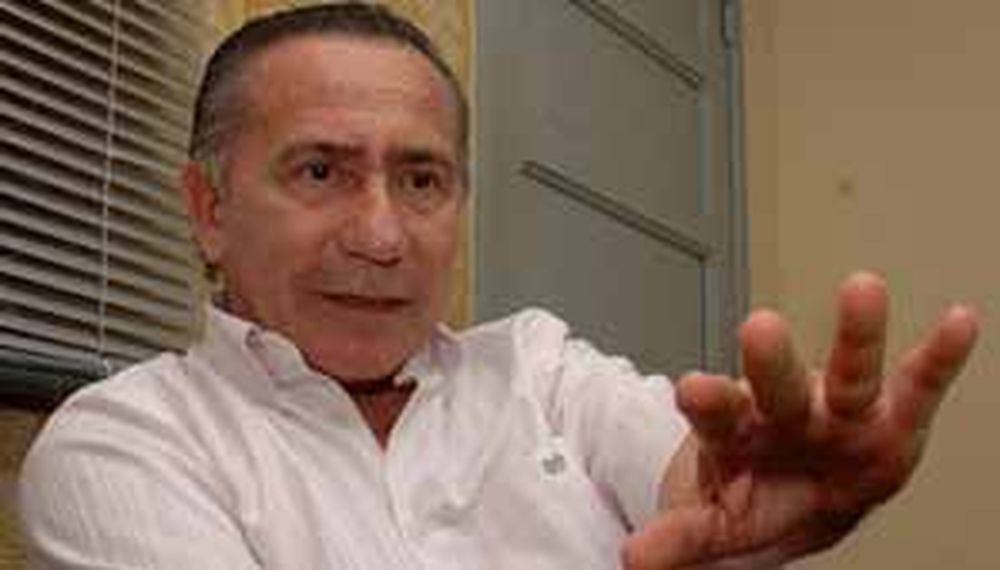 Paraguay: Lino Oviedo murió carbonizado en accidente aéreo