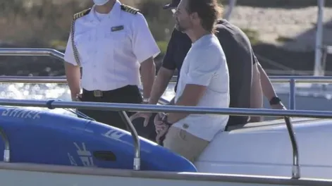 Un grupo de turistas le pidió a Lacalle Pou que “venga a gobernar Argentina”