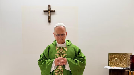 La primera foto del papa tras haber sido operado de cáncer de pulmón.&nbsp;