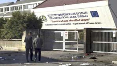 Dos adolescentes muertos por un atentado