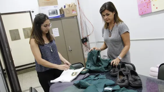 La escuela donde abrieron un ropero comunitario para ayudar a los alumnos