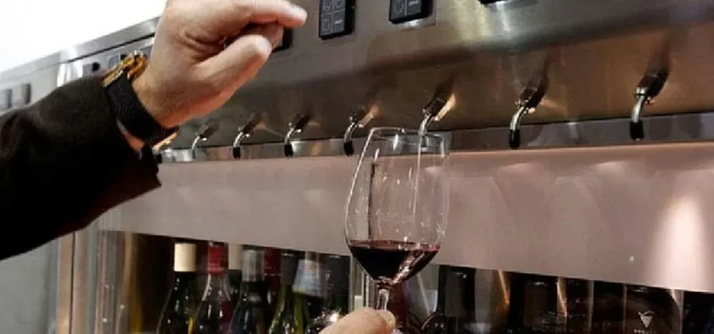 Si hay fondos, bodegas y gastronomía sí se animan al vino tirado por copa