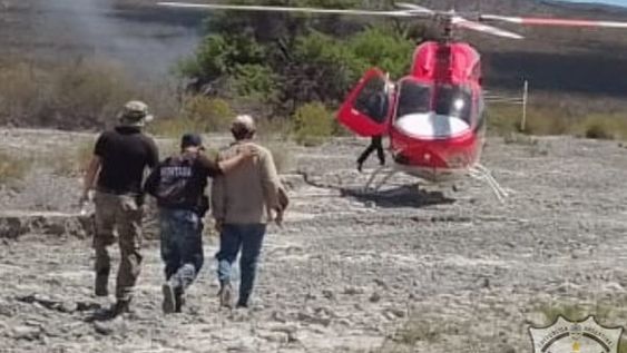 Dramático rescate de un jinete
