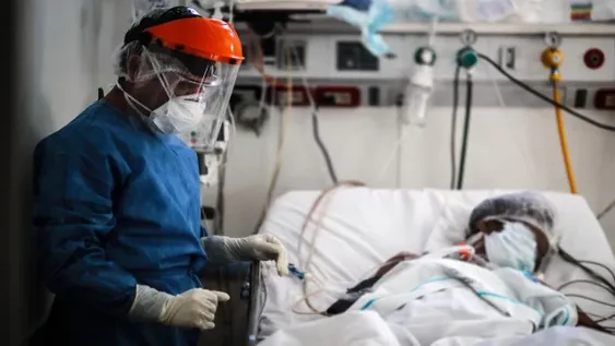 Argentina registró 102 muertes y 5.929 casos de Covid-19 en un día