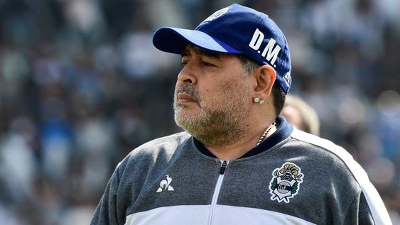 La salud de Maradona: “Está bien de ánimo y la idea es que siga internado un par de días”