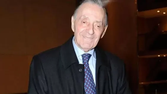 Internaron a Tristán tras contagiarse de coronavirus y lucha por su vida