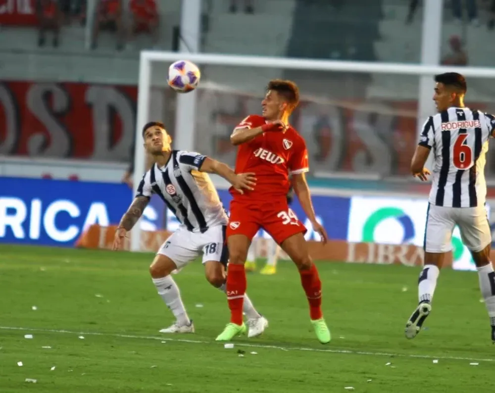 Independiente aprobó con creces el debut ante Talleres: victoria y buen fútbol