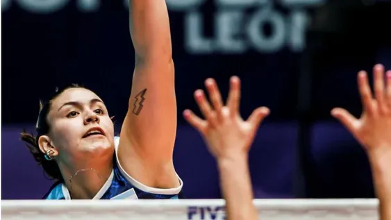 Debut y derrota de Las Panteritas