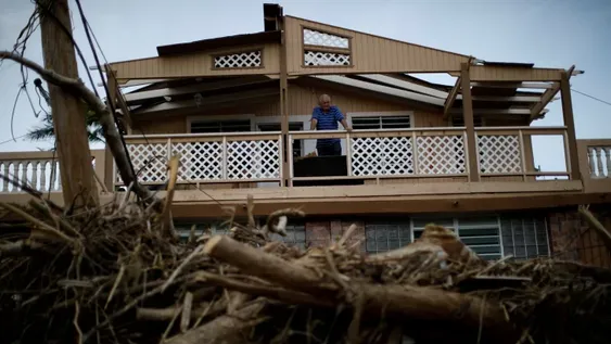 Suben a 16 los muertos en Puerto Rico tras el paso de María
