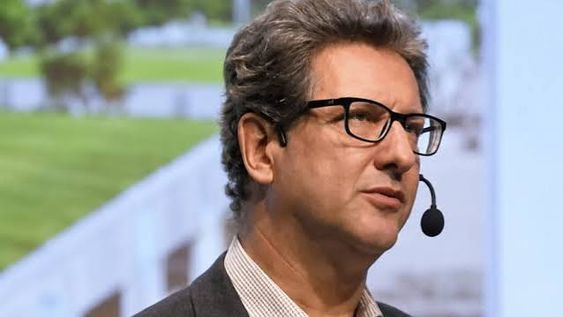 internaron de urgencia al secretario nacional de discapacidad tras chocar con su moto