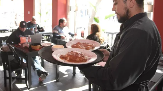 En el último mes, la salida a comer en la provincia subió hasta un 25%